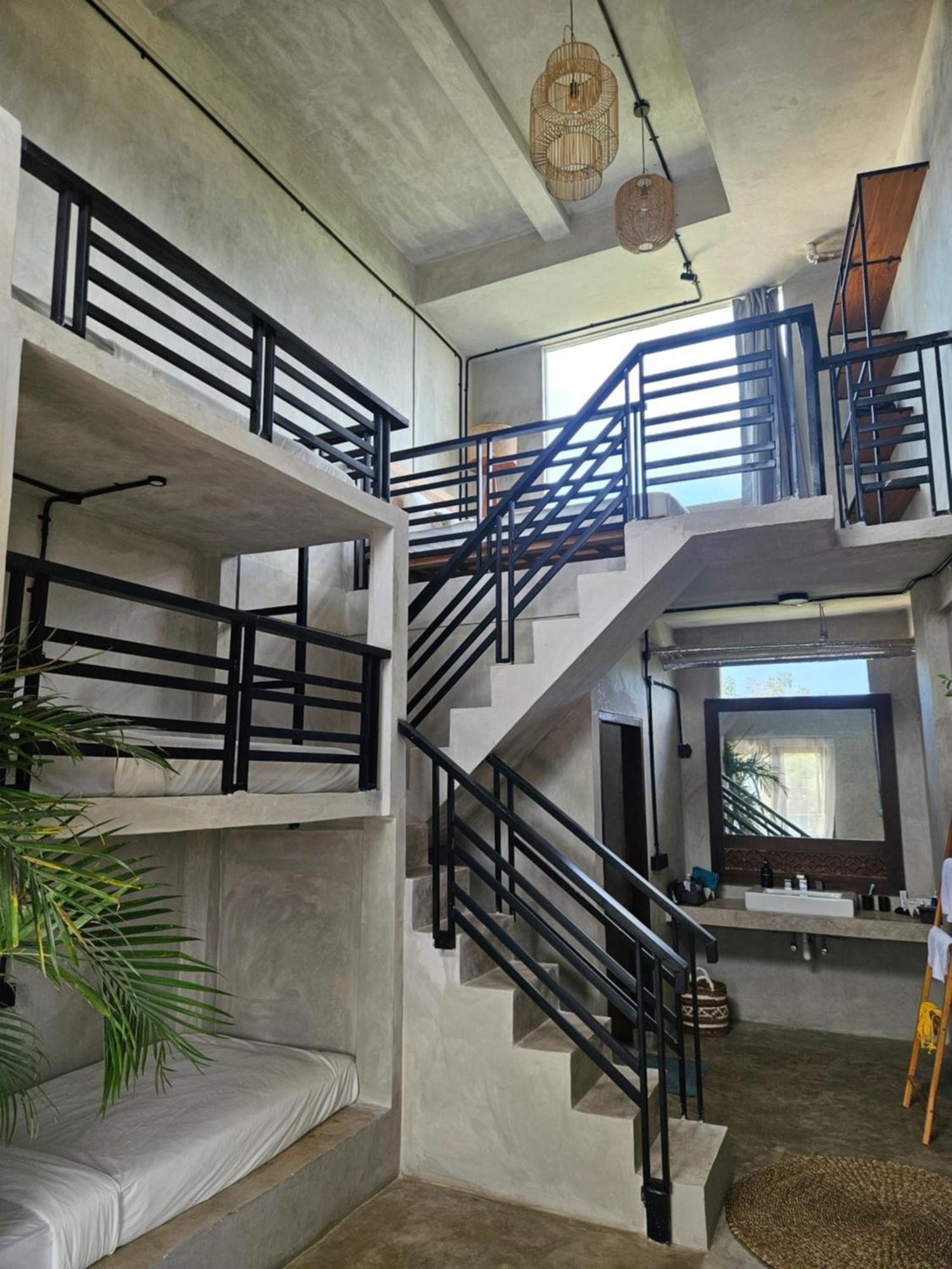 Hotel Salty Prana Retreat Center Uluwatu Exterior foto