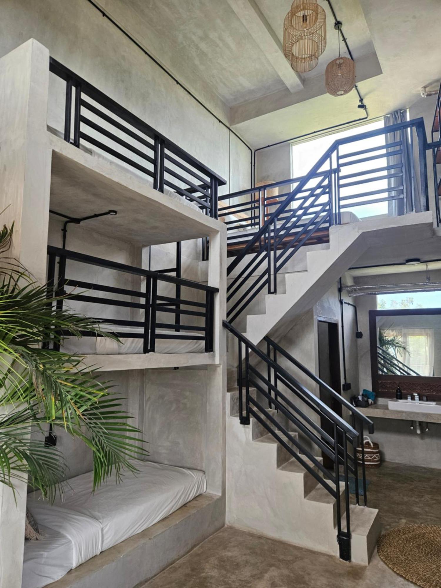 Hotel Salty Prana Retreat Center Uluwatu Exterior foto