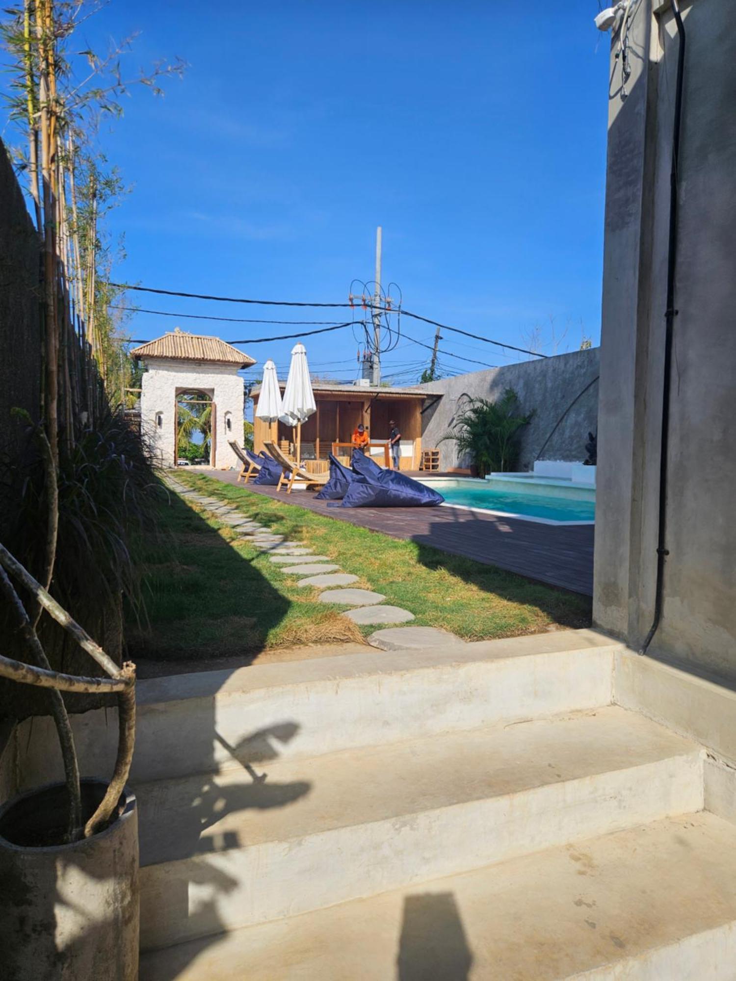 Hotel Salty Prana Retreat Center Uluwatu Exterior foto