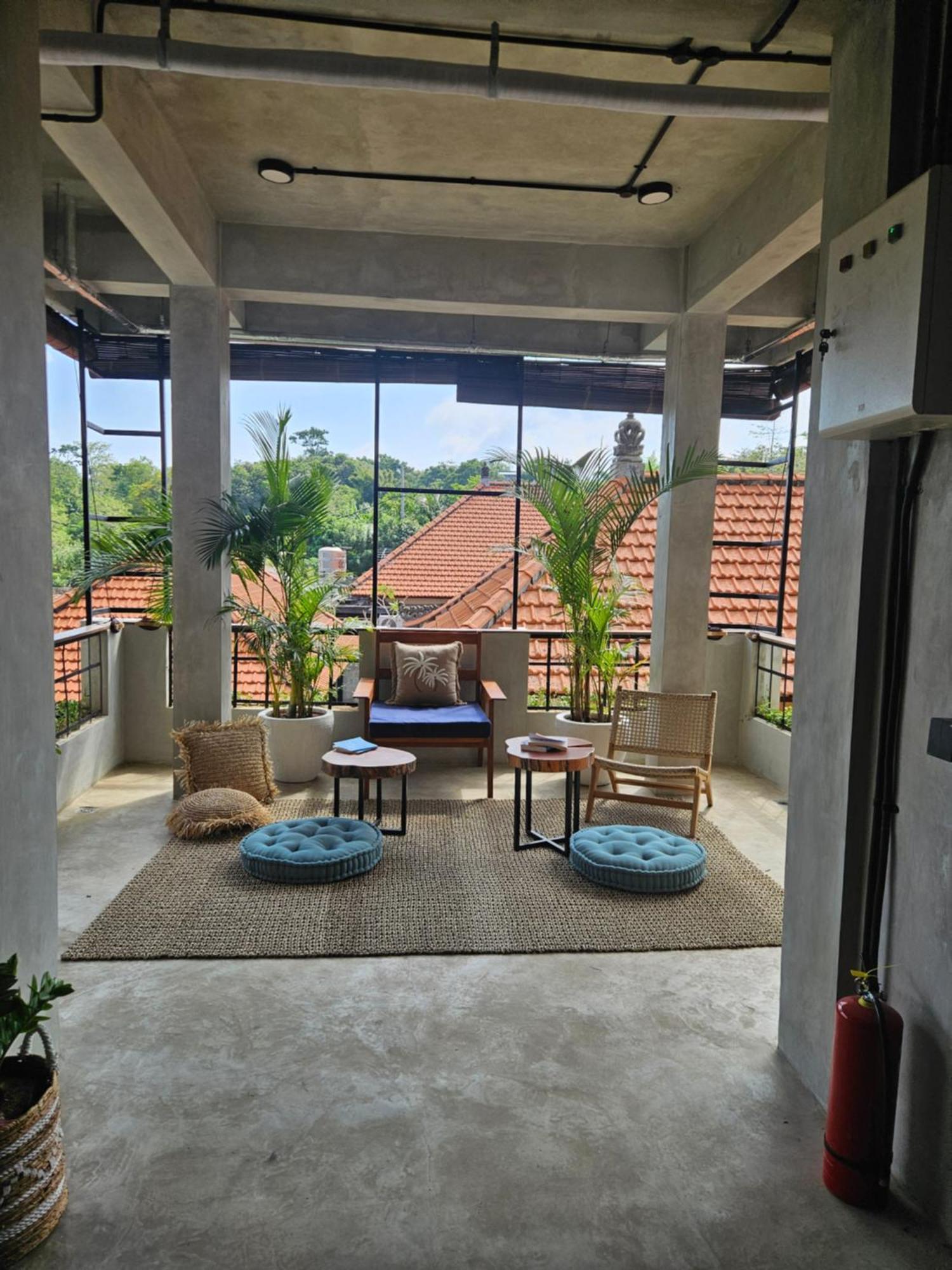 Hotel Salty Prana Retreat Center Uluwatu Exterior foto