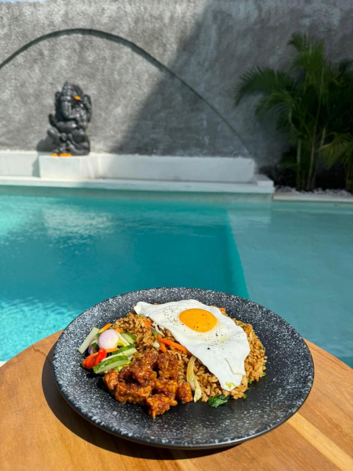 Hotel Salty Prana Retreat Center Uluwatu Exterior foto