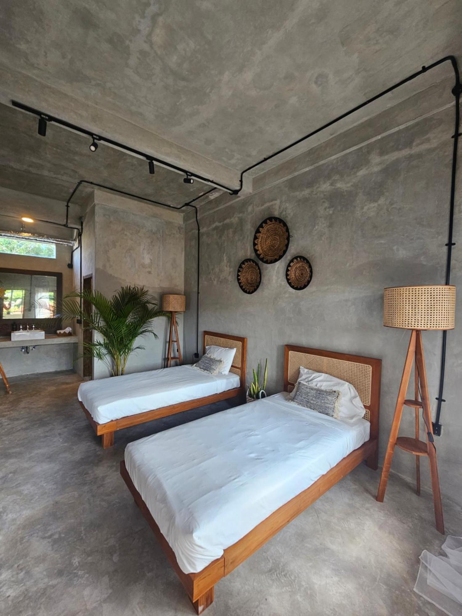 Hotel Salty Prana Retreat Center Uluwatu Exterior foto